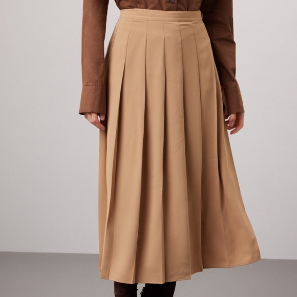 Polo Ralph Lauren Dresses & Skirts - Polo Ralph Lauren Box Pleat Midi Skirt, 8